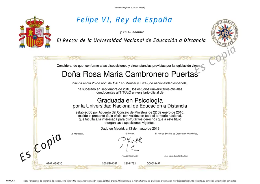 Título oficial de Graduada en Psicología por la UNED